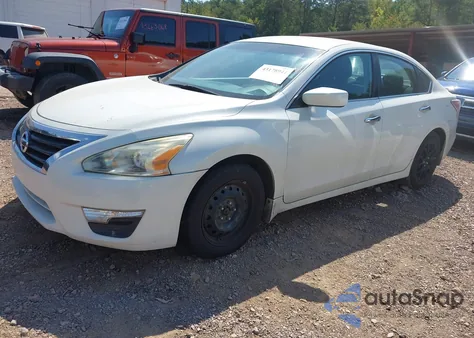 2015 Nissan Altima 2.5 S from USA, damaged, VIN 1N4AL3AP3FN305163